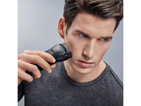 Braun Series 3-300s.Picture2